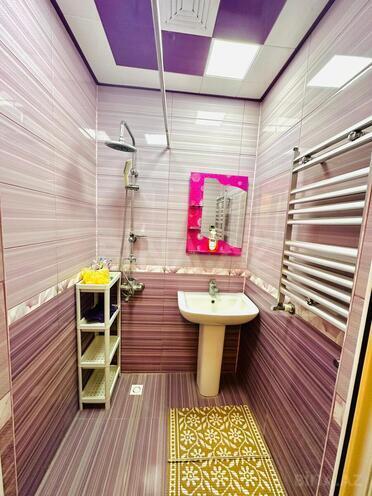 Продаётся 2-комн. вторичка 65 м², Пираллахи р., photo 9 from 13