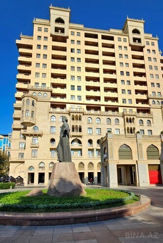 Сдаётся 3-комн. новостройка 168 м², м. Сахил, photo 1 from 18