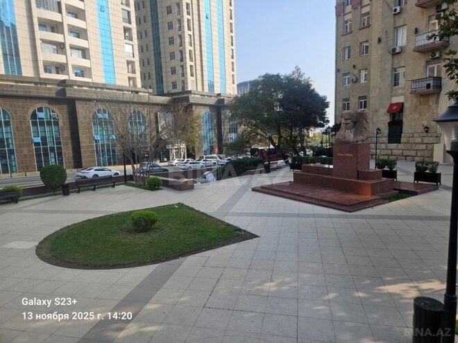 Продаётся 2-комн. вторичка 53 м², м. Низами, photo 3 from 21