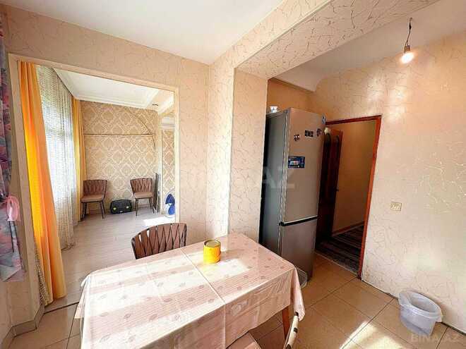 Продаётся 2-комн. вторичка 65.5 м², м. Низами, photo 11 from 18