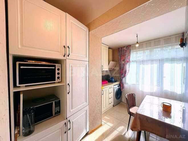 Продаётся 2-комн. вторичка 65.5 м², м. Низами, photo 10 from 18