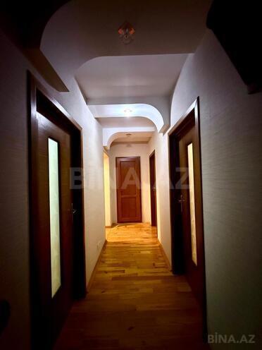 Продаётся 3-комн. вторичка 85 м², м. Кара Караев, photo 15 from 17