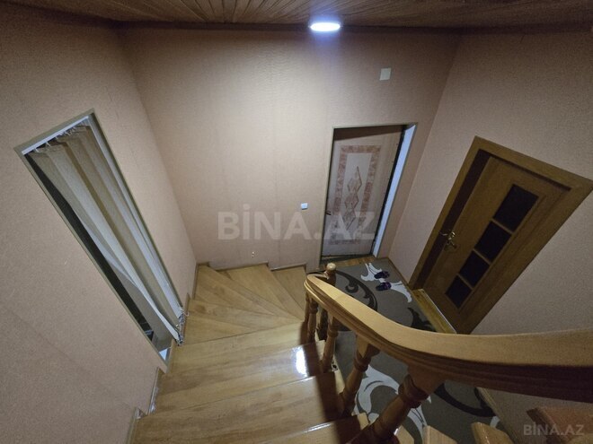 Продаётся 8-комн. дом/дача 280 м², photo 8 from 32