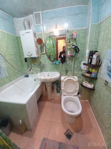 Продаётся 3-комн. вторичка 70 м², м. Элмляр Академиясы, photo 9 from 13