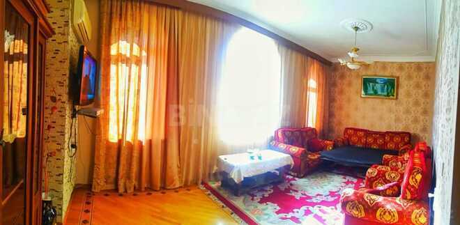 Satılır 7 otaqlı köhnə tikili 287 m², 28 May m., photo 1 from 23
