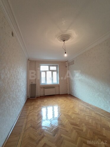 Satılır 3 otaqlı köhnə tikili 90 m², Bakıxanov q., photo 8 from 13