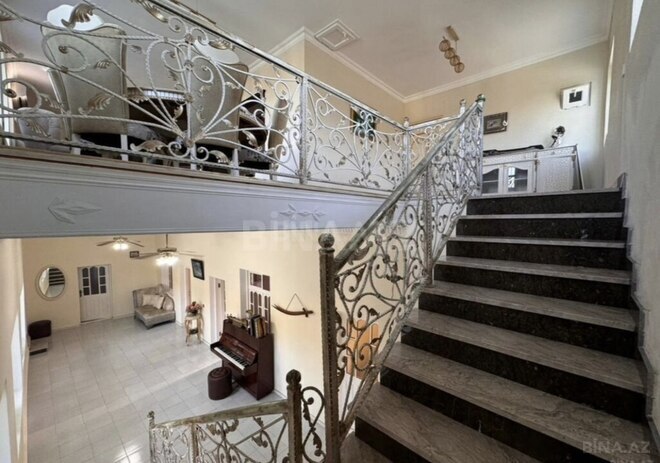 Satılır 6 otaqlı həyət evi/bağ evi 600 m², Novxanı q., photo 29 from 32