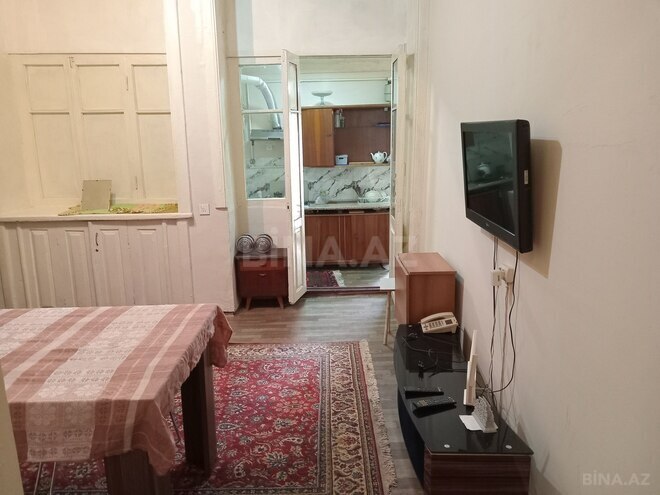 İcarəyə verilir 2 otaqlı həyət evi/bağ evi 48 m², Elmlər Akademiyası m., photo 4 from 12