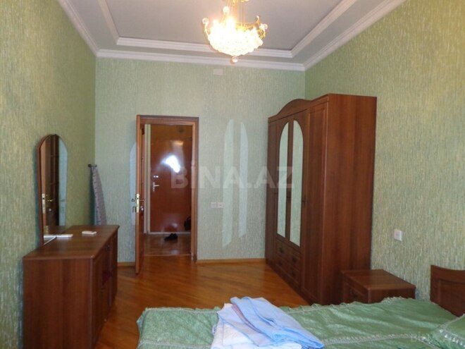 Продаётся 2-комн. вторичка 65 м², м. Низами, photo 11 from 12