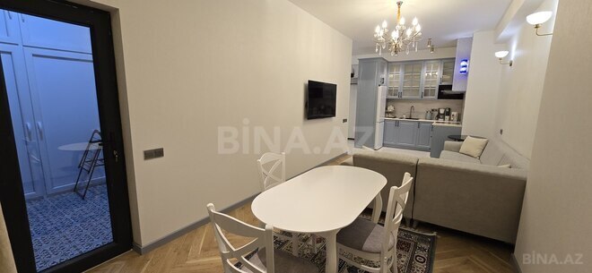 Сдаётся 2-комн. новостройка 80 м², м. Низами, photo 5 from 17