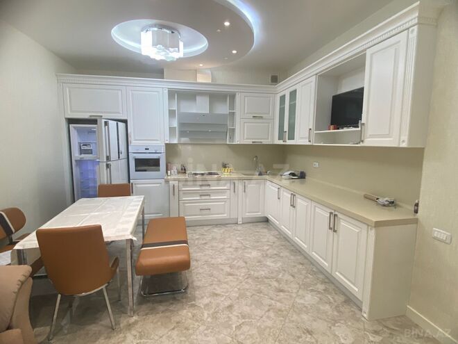 Сдаётся 4-комн. новостройка 200 м², м. Низами, photo 7 from 18