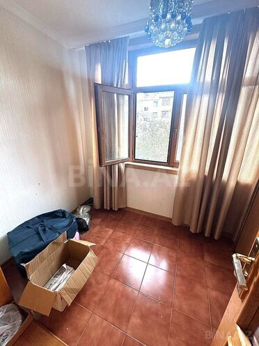 Satılır 3 otaqlı köhnə tikili 82 m², Nəriman Nərimanov m., photo 14 from 18