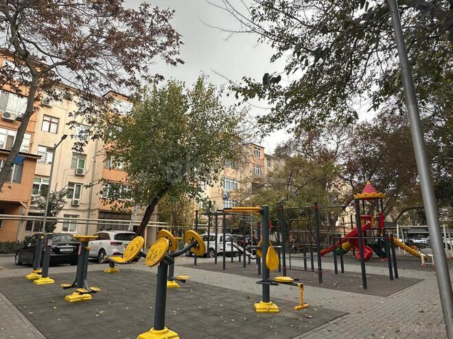 Satılır 3 otaqlı köhnə tikili 82 m², Nəriman Nərimanov m., photo 17 from 18