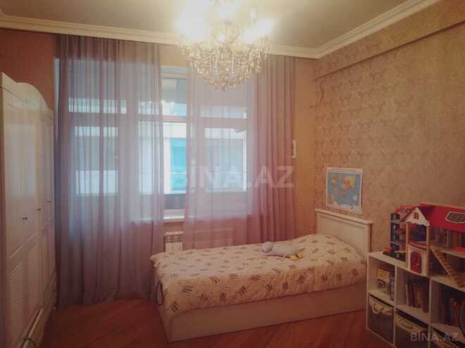 Продаётся 4-комн. новостройка 130 м², м. Элмляр Академиясы, photo 7 from 29