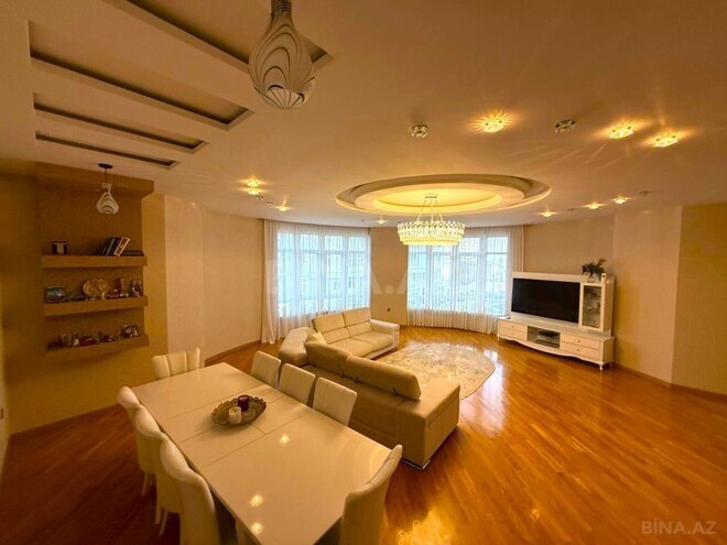 Продаётся 4-комн. новостройка 242 м², м. Низами, photo 4 from 23