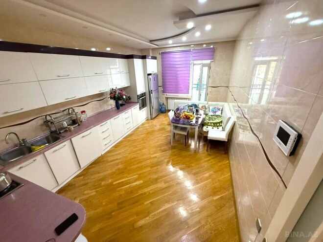 Продаётся 4-комн. новостройка 242 м², м. Низами, photo 11 from 23