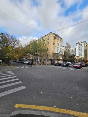 Satılır 2 otaqlı köhnə tikili 60 m², Elmlər Akademiyası m., photo 3 from 16