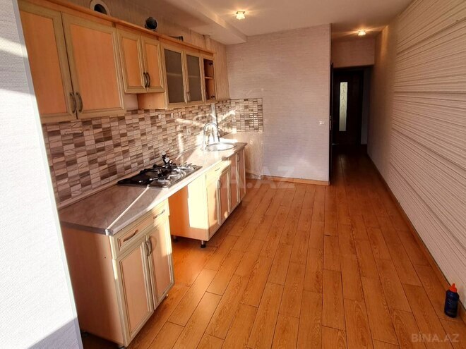 Продаётся 3-комн. вторичка 76 м², м. Кара Караев, photo 17 from 25
