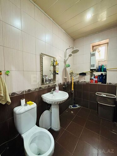 Satılır 3 otaqlı köhnə tikili 70 m², Bakıxanov q., photo 9 from 10