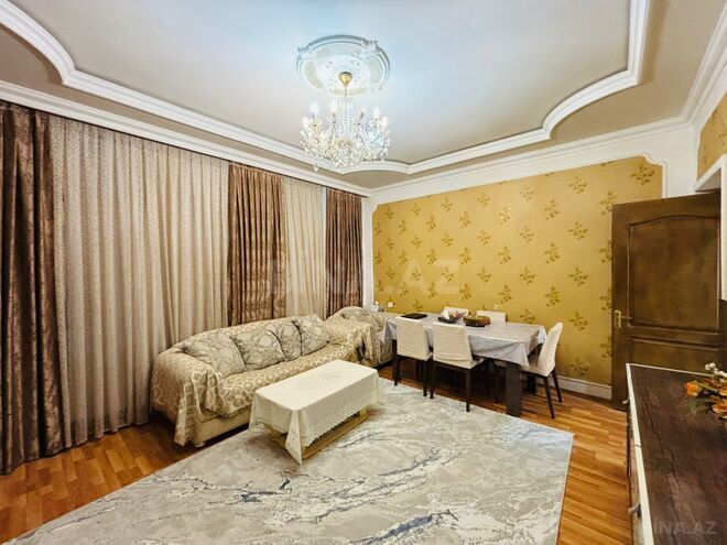 Satılır 3 otaqlı köhnə tikili 70 m², Bakıxanov q., photo 3 from 10