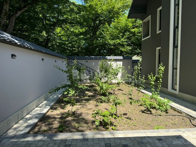 Продаётся 10-комн. дом/дача 450 м², photo 8 from 32