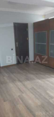 Продаётся 4-комн. вторичка 178 м², м. 20 января, photo 3 from 11