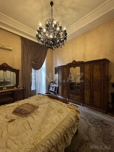 Satılır 3 otaqlı köhnə tikili 200 m², İçəri Şəhər m., photo 17 from 23