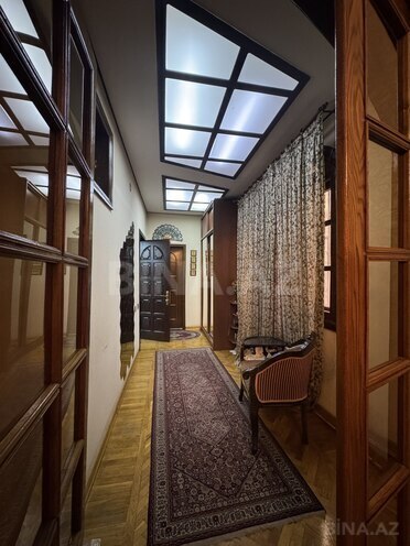 Satılır 3 otaqlı köhnə tikili 200 m², İçəri Şəhər m., photo 19 from 23