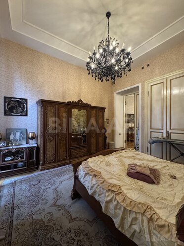 Satılır 3 otaqlı köhnə tikili 200 m², İçəri Şəhər m., photo 15 from 23