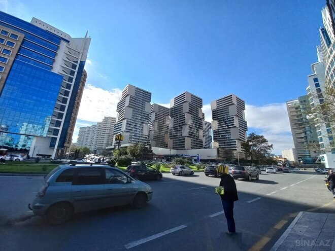 Продаётся 3-комн. новостройка 130 м², м. 8 ноября, photo 1 from 11