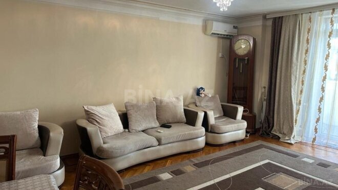 Satılır 3 otaqlı köhnə tikili 75 m², Nizami m., photo 3 from 14