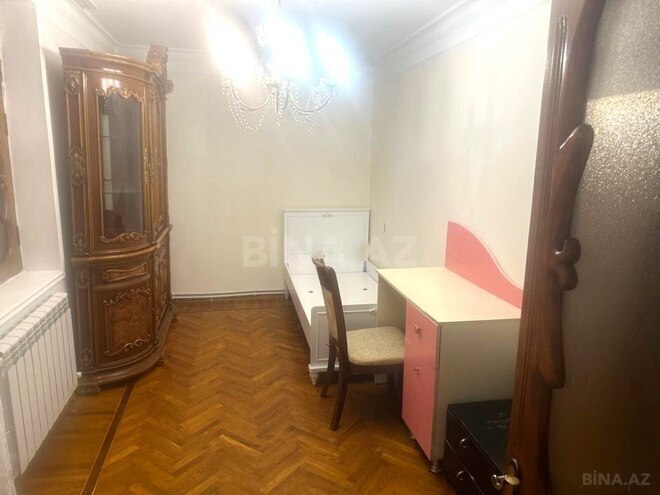 Продаётся 3-комн. вторичка 75 м², м. Низами, photo 8 from 14