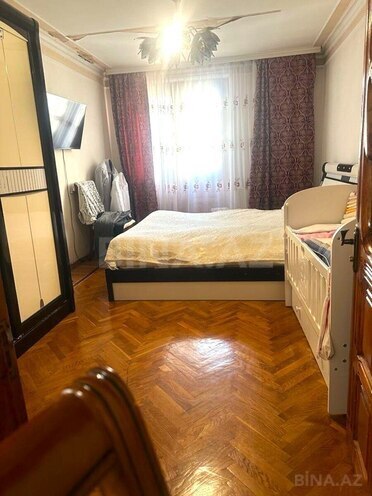 Продаётся 3-комн. вторичка 75 м², м. Низами, photo 6 from 14