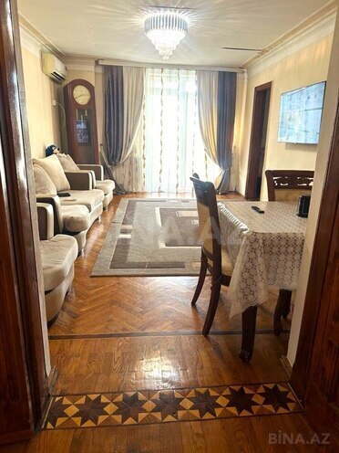 Продаётся 3-комн. вторичка 75 м², м. Низами, photo 4 from 14