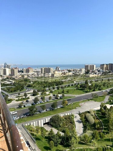 Продаётся 4-комн. новостройка 175 м², м. Низами, photo 9 from 14