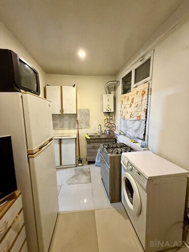 Сдаётся 2-комн. вторичка 35 м², м. Низами, photo 1 from 9