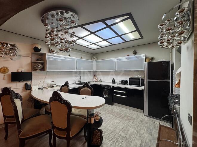 Satılır 3 otaqlı köhnə tikili 180 m², İçəri Şəhər m., photo 15 from 22