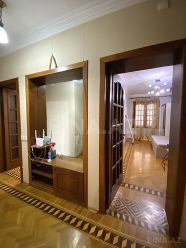 İcarəyə verilir 3 otaqlı köhnə tikili 80 m², 28 May m., photo 9 from 26