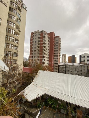 İcarəyə verilir 3 otaqlı köhnə tikili 80 m², 28 May m., photo 25 from 26