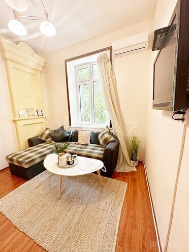 İcarəyə verilir 1 otaqlı köhnə tikili 25 m², Nizami m., photo 13 from 14
