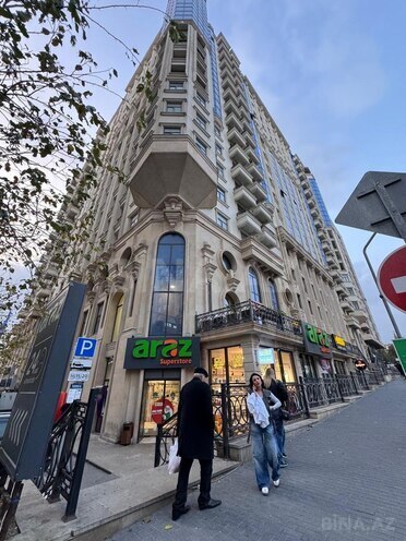 Продаётся 4-комн. новостройка 241.9 м², м. 28 мая, photo 1 from 10