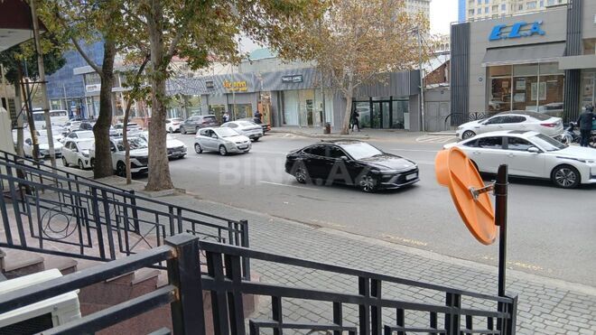 İcarəyə verilir  obyekt 175 m², 8 Noyabr m., photo 8 from 9