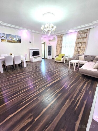 Продаётся 3-комн. новостройка 175 м², м. Низами, photo 1 from 14