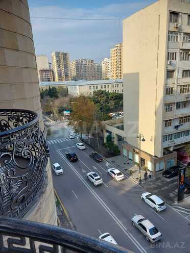 Продаётся 5-комн. новостройка 234 м², м. Гянджлик, photo 3 from 13