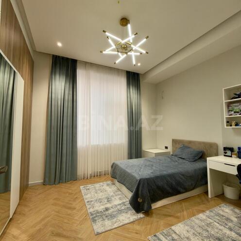 Продаётся 8-комн. дом/дача 400 м², пос. Бадамдар, photo 15 from 22