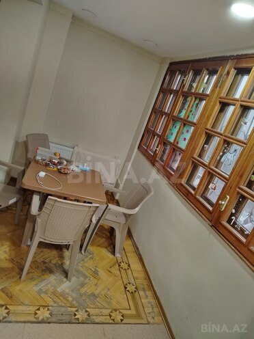 Сдаётся 3-комн. вторичка 50 м², м. Элмляр Академиясы, photo 3 from 9