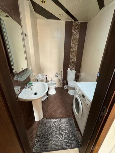 Сдаётся 3-комн. новостройка 145 м², м. Низами, photo 10 from 13