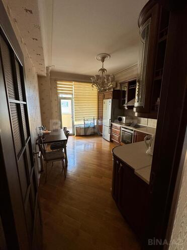Сдаётся 3-комн. новостройка 145 м², м. Низами, photo 8 from 13