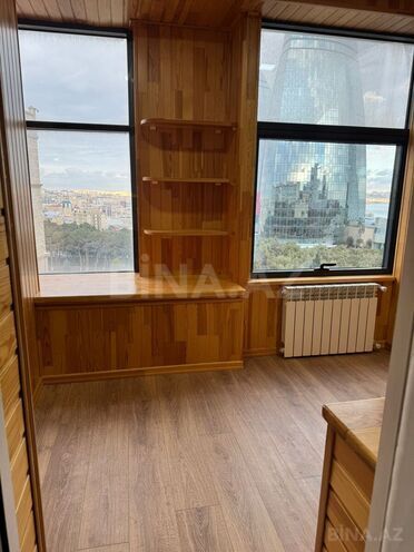 Сдаётся 3-комн. вторичка 90 м², м. Ичеришехер, photo 16 from 24