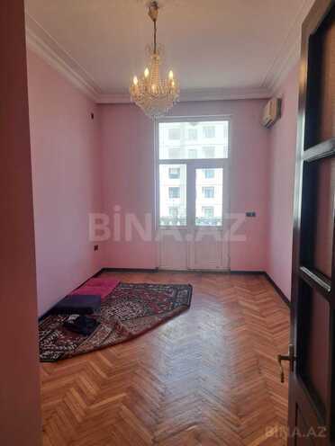 Satılır 3 otaqlı köhnə tikili 72 m², Sahil m., photo 3 from 14